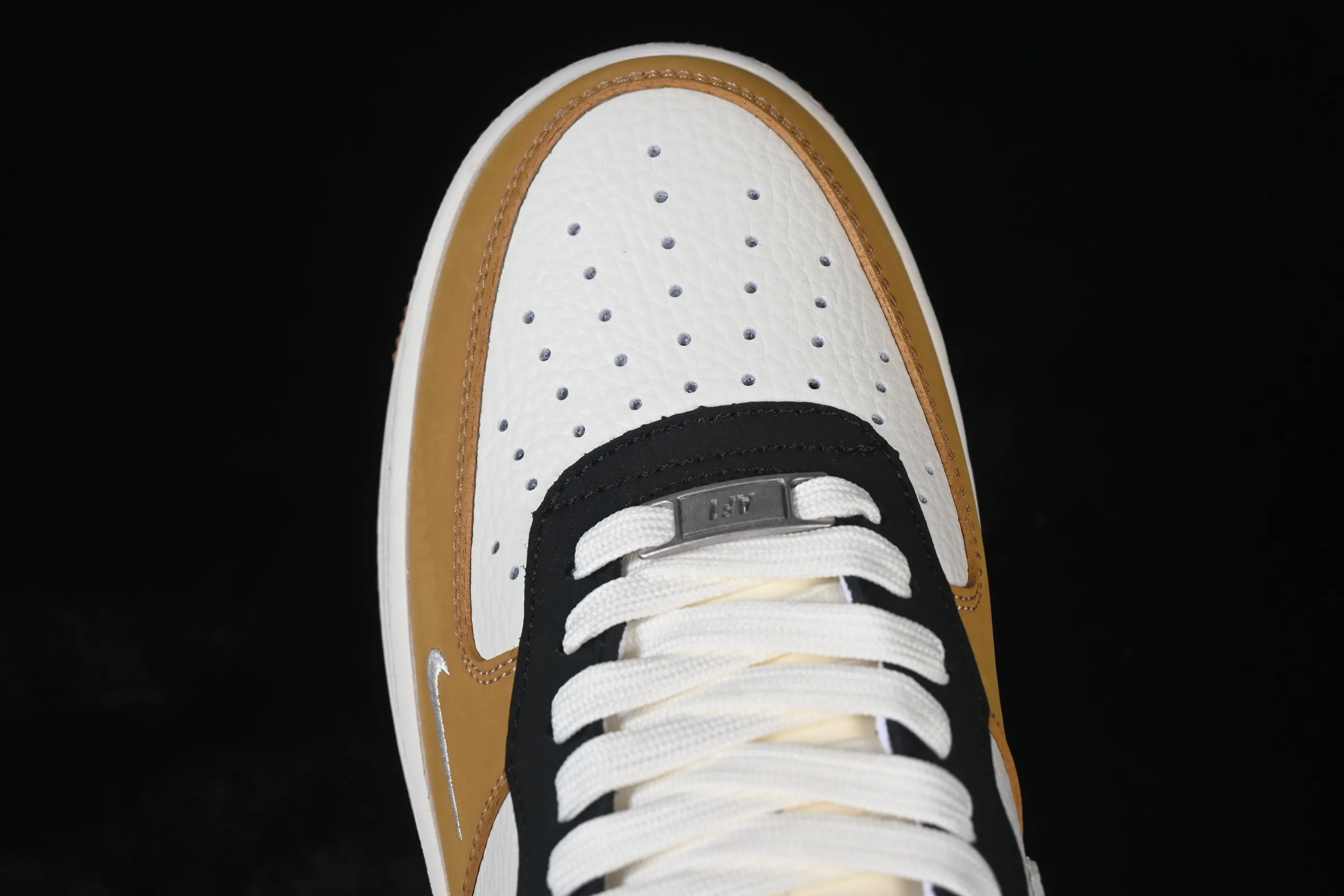 All Categories Nk Air Force 1 Air Force Series Nk Air Force 1 Low Air Force Low Nike Air Force 1'07 Low White Wheat Black Splicing Air Force One Low Casual Shoes IH0687-700